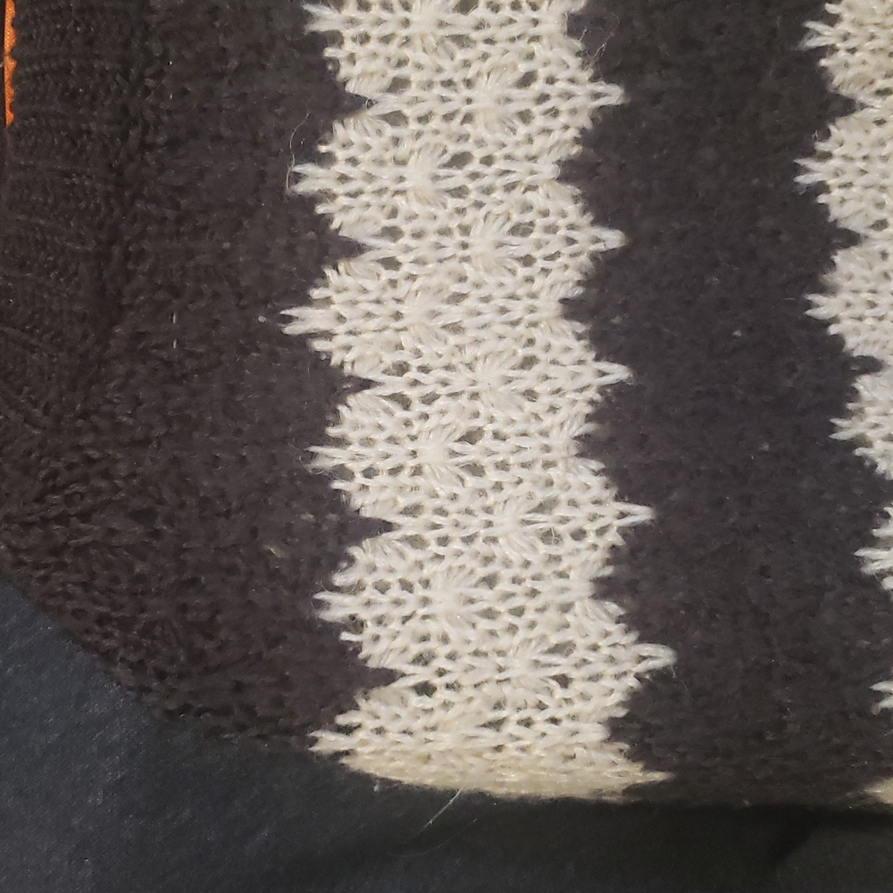 Joe Fresh long sleeve shirt-sweater - Picture 2 of 5